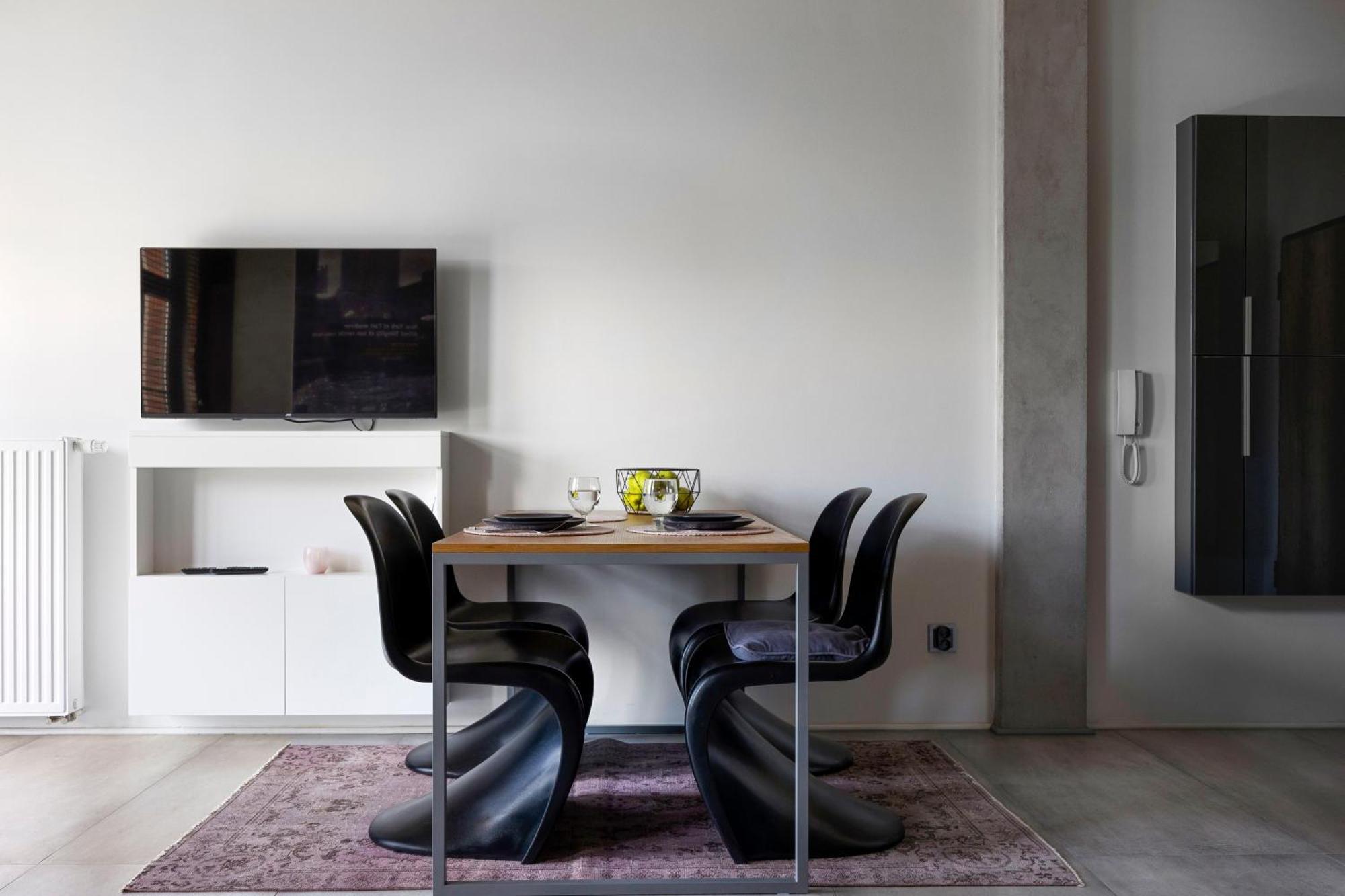 Brooklyn Loft Apartment - Old Town, Free Parking فروتسواف المظهر الخارجي الصورة